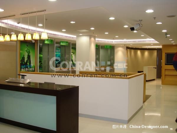 深圳装修:渣打银行深-深圳市中深建康蓝装饰设