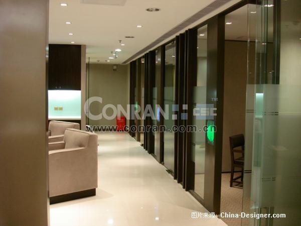 深圳装修:渣打银行深-深圳市中深建康蓝装饰设